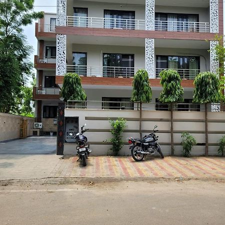 Raj Residency Stay Gurgaon Luaran gambar